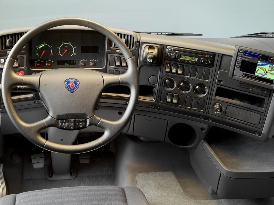  Scania R500 6x2 Highline 2004 года  (фото 4 из 10)